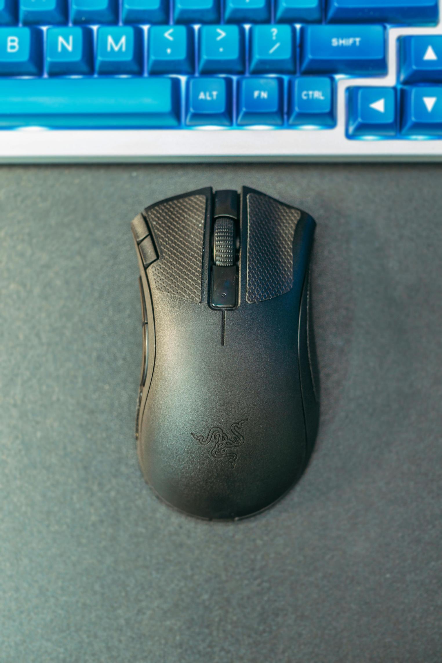 Mouse Wireless vs Mouse con Filo: Quale Dovresti Scegliere?